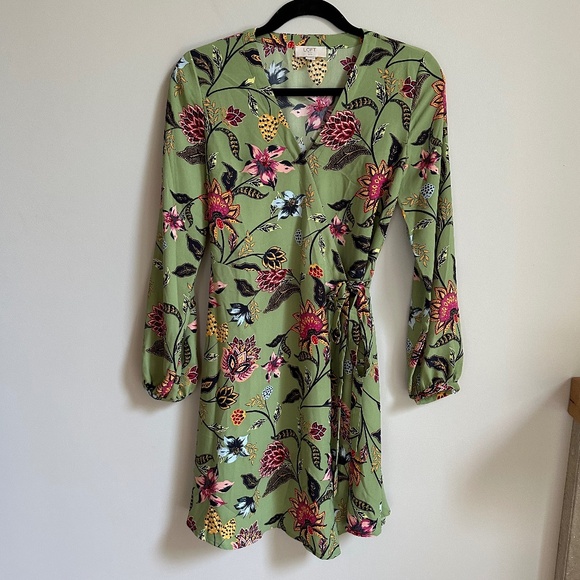LOFT Green Floral Long Sleeve Genuine Wrap Dress - Picture 2 of 6